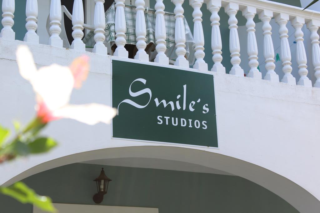 Smile'S Studios チィリヴィ エクステリア 写真